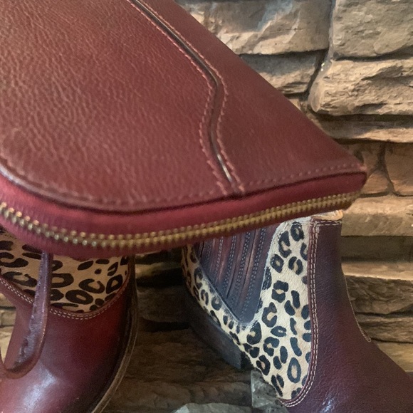 Frye Paige Wristlet - Picture 9 of 15